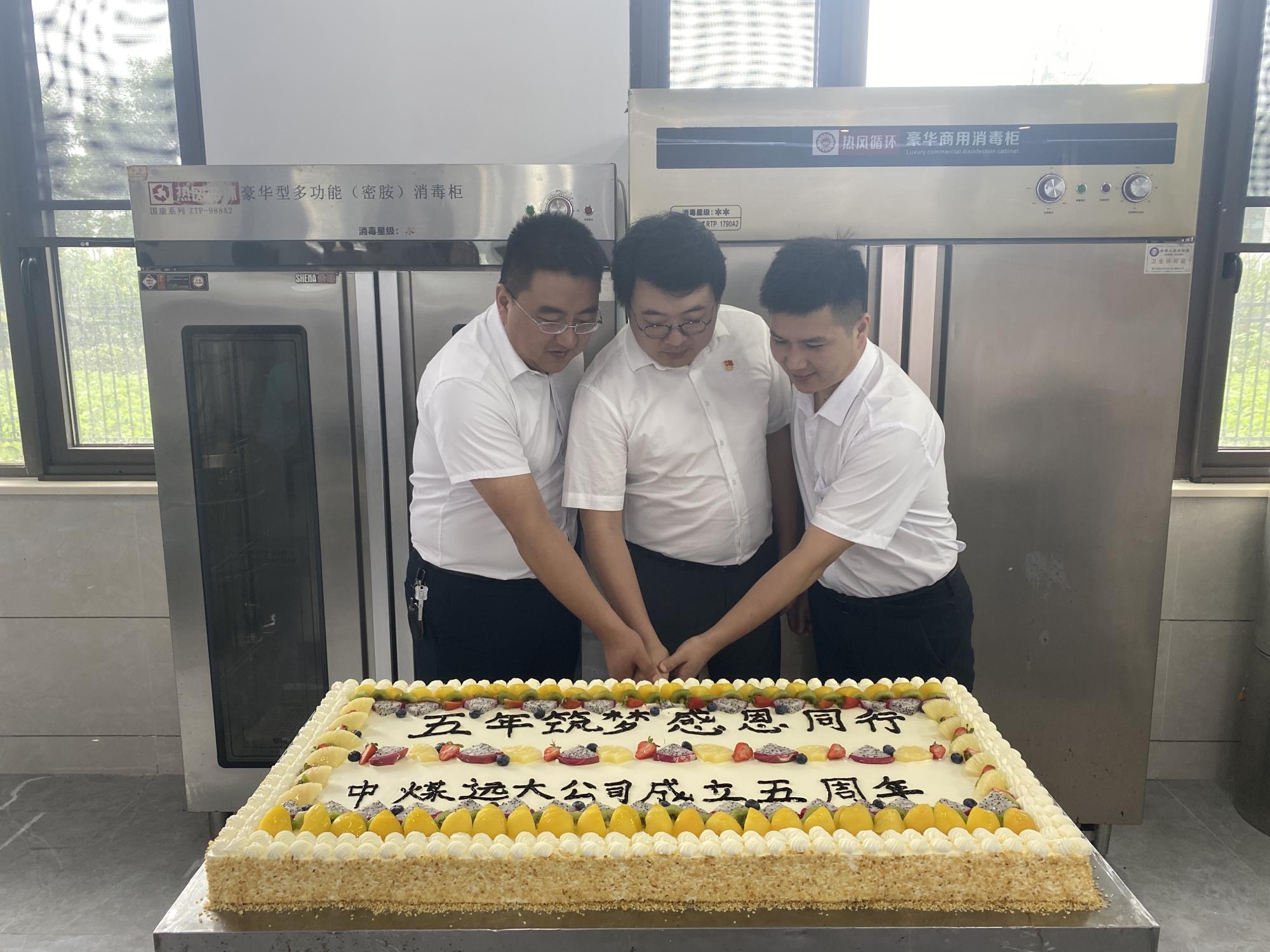 6fda86b951ca7ce878279d280474cf0.jpg 6fda86b951ca7ce878279d280474cf0.jpg